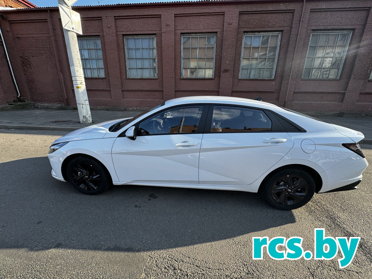 Hyundai Elantra 2023